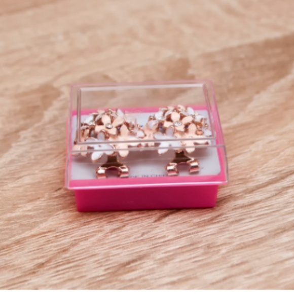 Flower Bouquet Gold Crystal Earrings - Picture 7 of 7